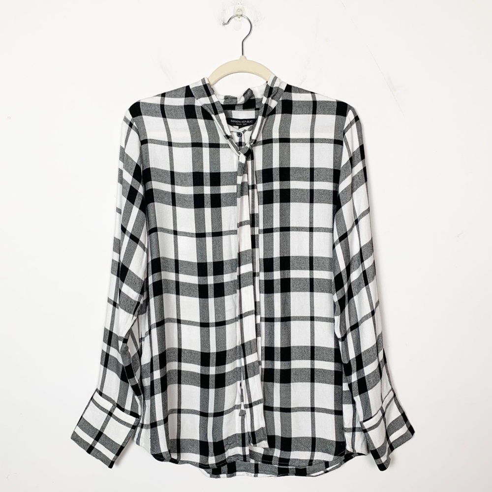 Banana Republic Dillon Fit Tie-Neck Flannel Shirt - Picture 2 of 6